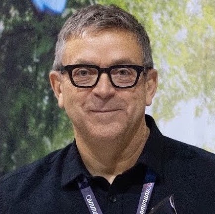 Author Denis